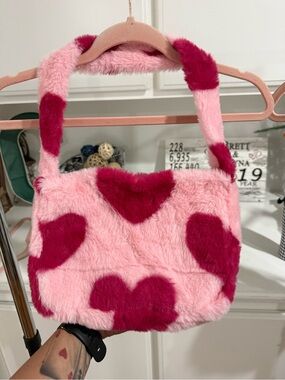 Faux Fur Pink & Magenta Heart Shoulder Bag